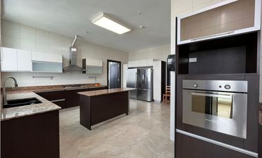 VENTA  O ALQUILER DE PENT HOUSE EN COSTA DEL ESTE PH OCEAN ONE 4486