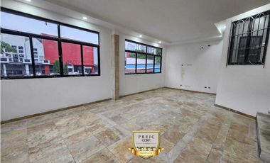 Venta de Casa Unifamiliar en Hato Pintado – 3 Niveles AM