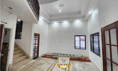Venta de Casa Unifamiliar en Hato Pintado – 3 Niveles AM