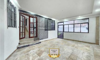 Venta de Casa Unifamiliar en Hato Pintado – 3 Niveles AM