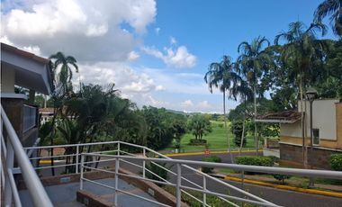 Mahogany Suites - Tucan Country Club & Resort