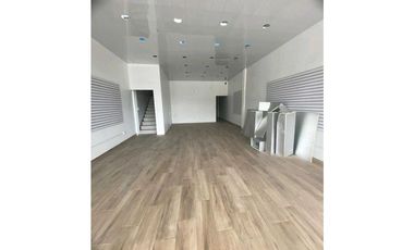 LOCAL COMERCIAL EN ALQUILER EN PLAZA MIDTOWN | TUMBA MUERTO