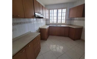 Se vende o alquila Pent House en.Punta paitilla