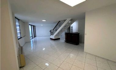 Se vende o alquila Pent House en.Punta paitilla