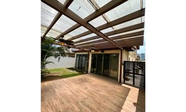 SE VENDE CASA LINEA BLANCA EN WOODLANDS, PANAMA PACIFICO