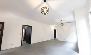 SE VENDE CASA EN RESIDENCIAL EL DORAL, Costa Sur, COD-CA