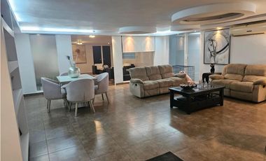 VENTA  CASA DE USO COMERCIAL EN OBARRIO XX