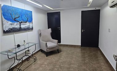 VENTA  CASA DE USO COMERCIAL EN OBARRIO XX