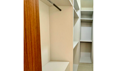 Santa Maria, 249m2 por estrenar con 190m2 patio.$4,900