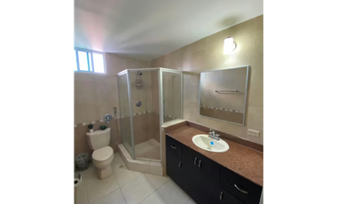 APARTAMENTO EN ALQUILER EN CARRASQUILLA - PH HYDE PARK