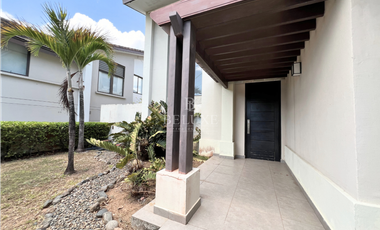 VENDO CASA DUPLEX EN PANAM PACFICO, NATIVA (6)