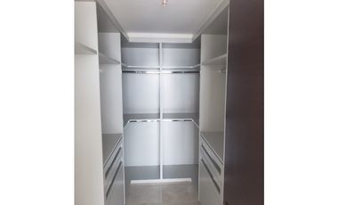 Santa Maria  apto lujo 315m2 a solo $4500