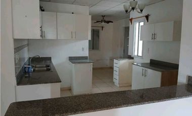 SE VENDE CASA EN PENONOME QUINTAS DEL ENCANTO