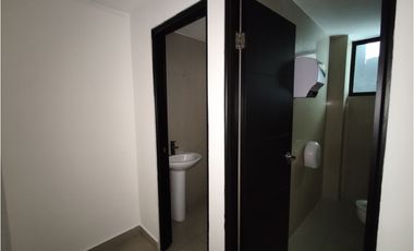 Oficina en Alquiler Calle 50 Panamá – PH Embajador 5.2 - 165m2 - AAH