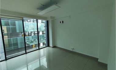 Oficina en Alquiler Calle 50 Panamá – PH Embajador 5.2 - 165m2 - AAH