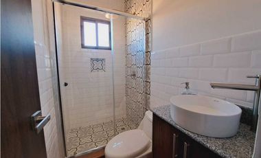 VENDO CASA EN EL FRANCES DE BOQUETE