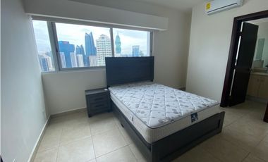 Se Alquila Apartamento en Av. Balboa $ 3200
