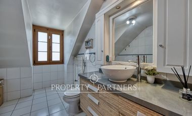 Arriendo casa excepcional con gran terreno en pasaje cerrado Plaza La Reina