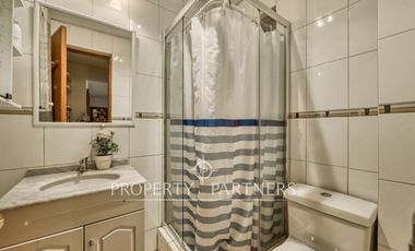 Arriendo casa excepcional con gran terreno en pasaje cerrado Plaza La Reina