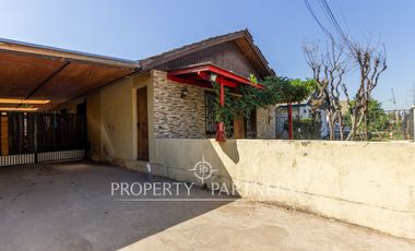 Casa de 4D en Consolidado en Villa Santa Carolina, Macul