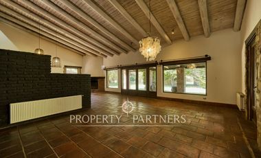 Espectacular casa provenzal tipo campiña francesa con gran parque