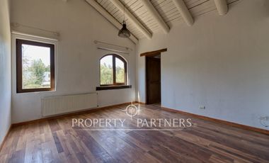 Espectacular casa provenzal tipo campiña francesa con gran parque