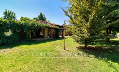 Espectacular casa provenzal tipo campiña francesa con gran parque