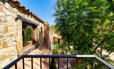 Espectacular casa provenzal tipo campiña francesa con gran parque