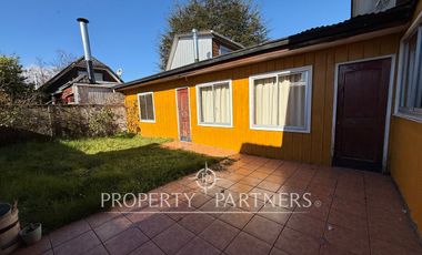 Casa en barrio residencial, Villa del Rey, excelente conectividad.