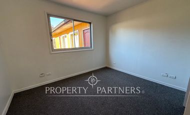 Casa en barrio residencial, Villa del Rey, excelente conectividad.