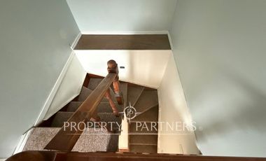 Casa en barrio residencial, Villa del Rey, excelente conectividad.