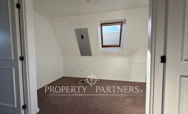 Casa en barrio residencial, Villa del Rey, excelente conectividad.