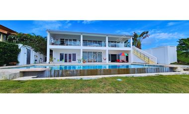 Casa del Amor, Exclusiva y Lujosa Propiedad en, Frente al Mar.PEDASI