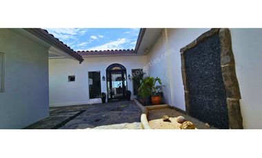 Casa del Amor, Exclusiva y Lujosa Propiedad en, Frente al Mar.PEDASI
