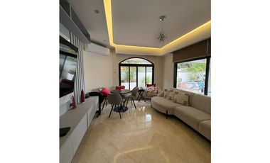 Venta Casa en Costa del Este, La Antigua