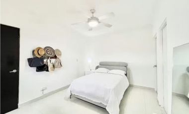 VENTA DE CASA EN VERSALLES