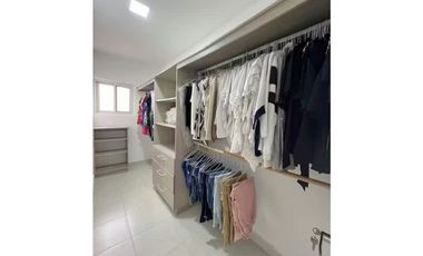 VENTA DE CASA EN VERSALLES