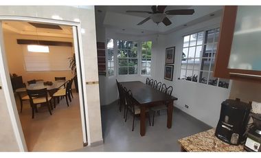 VENDO O ALQUILO CASA EN VILLA VALENCIA EN ESQUINA