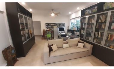 VENDO O ALQUILO CASA EN VILLA VALENCIA EN ESQUINA