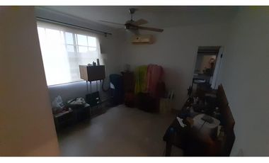 VENDO O ALQUILO CASA EN VILLA VALENCIA EN ESQUINA