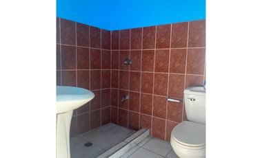 Transistmica, galera de 200m2 a solo $1200