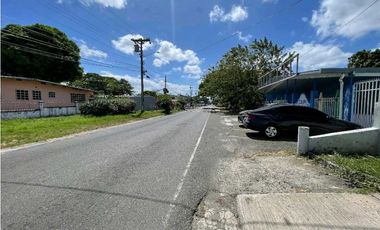 VENTA TERRENO CON GALERA EN JUAN DIAZ