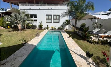 Costa Esmeralda, residencia para disfrutar en familia o inversión