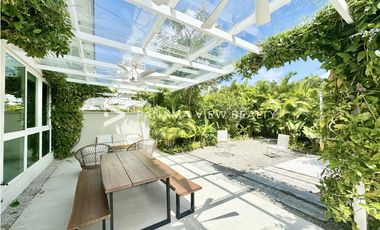 THE GROVE / SANTA MARIA / VENTA