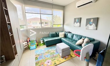 THE GROVE / SANTA MARIA / VENTA