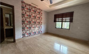 FAIRWAY ESTATES / SANTA MARIA / VENTA