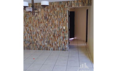 CASA EN ALQUILER EN CONDADO DEL REY – UBICACIÓN ESTRATÉGICA