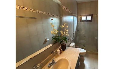 Costa Sur, 625m2 4 rec remodelado a solo $650K