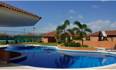 Costa Sur, 625m2 4 rec remodelado a solo $650K