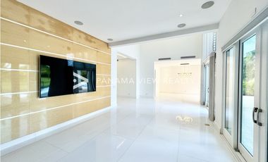 FAIRWAY ESTATES / SANTA MARIA / VENTA
